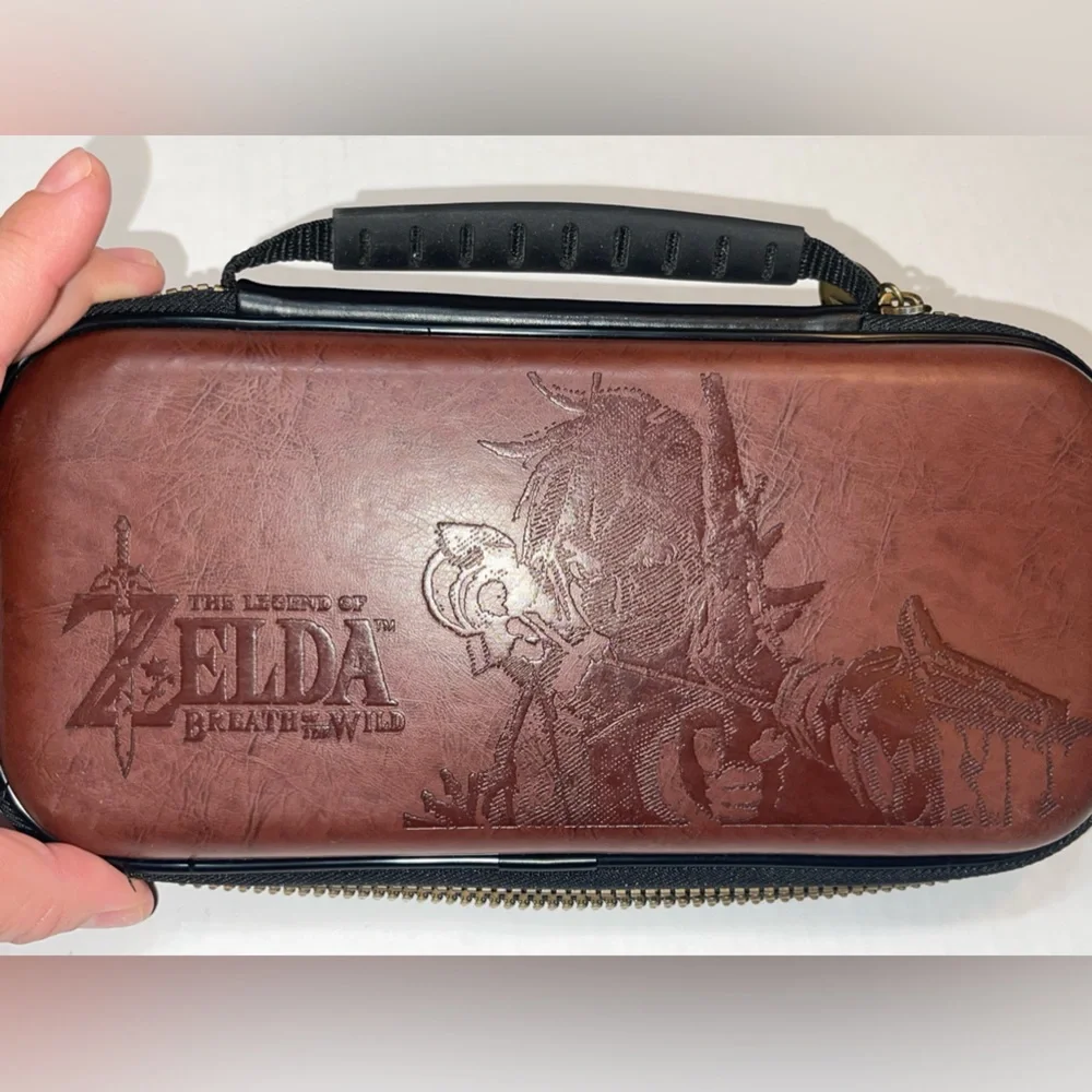 The Legend of Zelda Breath of the Wild - Carrying Case for Nintendo Swit…